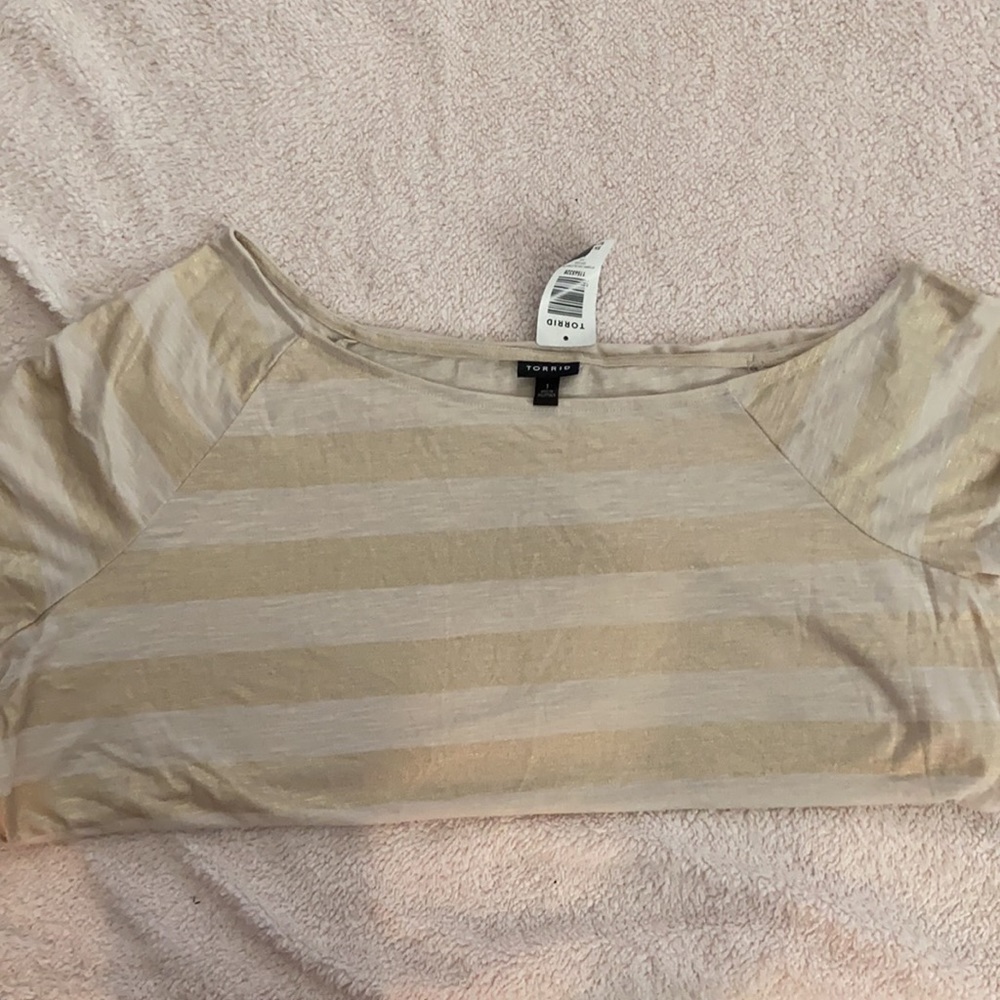 Off the shoulder blouse - Picture 2 of 6